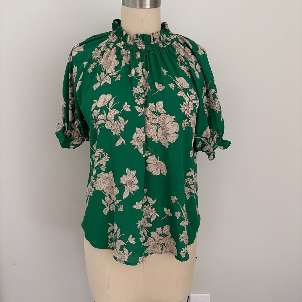 Sienna Sky Women's Green and Cream Floral Print Ruffle Neck Top Cottagecore XS